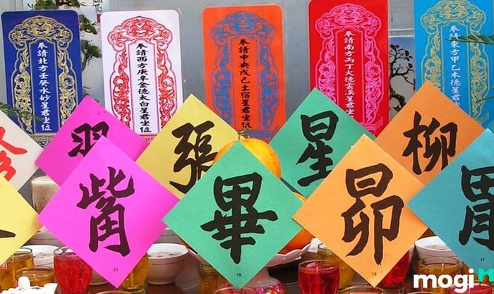 Nghi thức cúng sao Thổ Tú yêu cầu sự thành tâm và trang nghiêm từ gia chủ.