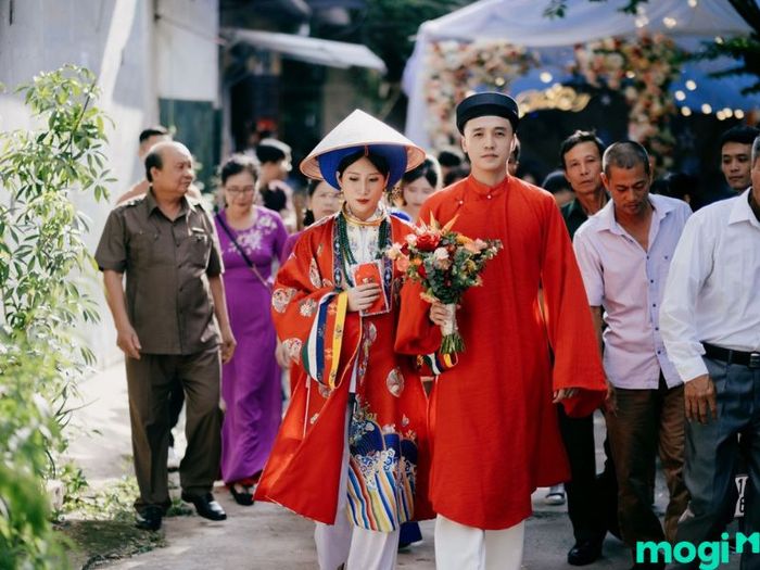 Nam Tả Nữ Hữu