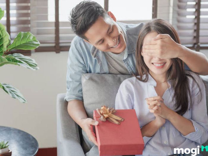 Cung Bảo Bình nam có một tính cách sâu sắc và suy nghĩ rất thấu đáo