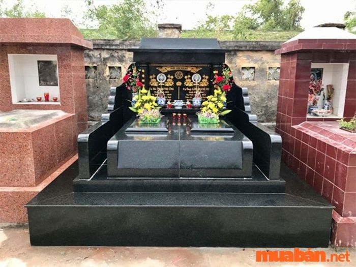 Mộ ốp gạch