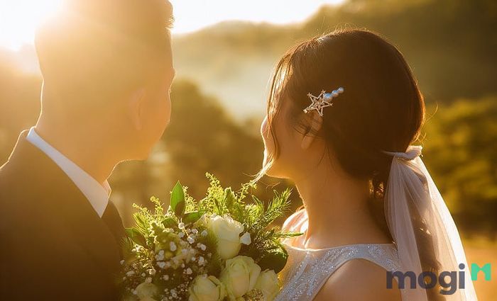 Nam Canh Tuất 2030 sẽ có cuộc sống hạnh phúc khi kết hôn với những người tuổi Bính Thìn, Kỷ Mùi và Canh Tuất.