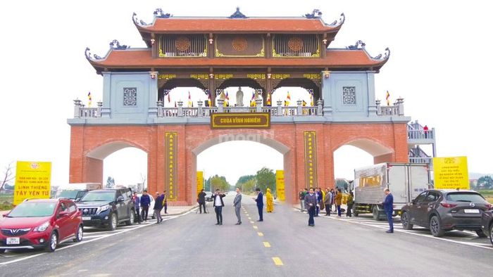 Lưu ý khi ra vào cổng Tam Quan