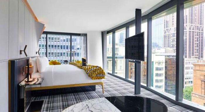 W Melbourne guest rooms feature indulgent deep-soaking tubs and expansive views of the city or the Yarra River.