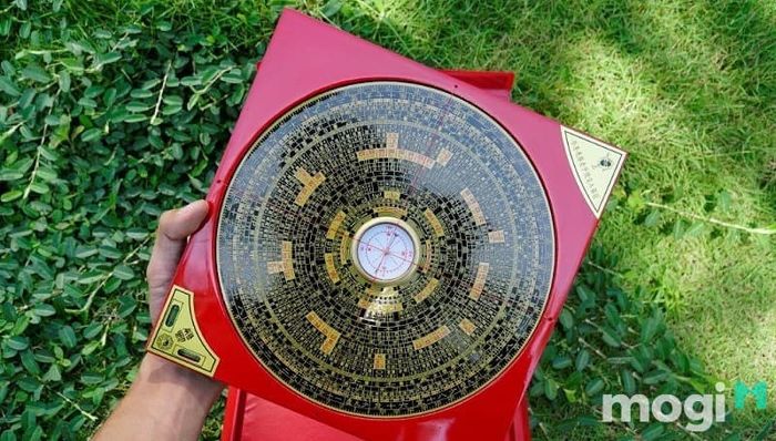 Thông qua phong thủy, bạn có thể dễ dàng tìm hiểu về mệnh và cung mệnh của người sinh năm 2030.