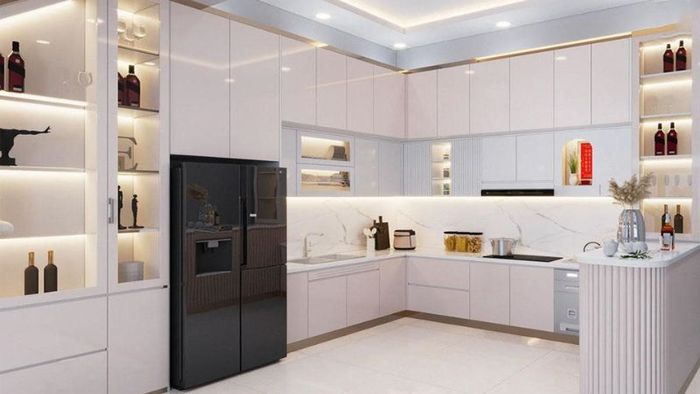 Bếp không nên đặt ngay gần cửa ra vào hoặc đối diện với phòng ngủ, vì mùi thức ăn và khói bếp có thể làm ảnh hưởng đến sức khỏe của các thành viên trong gia đình. Bên cạnh đó, tránh xây nhà bếp đối diện nhà vệ sinh vì sẽ gây ô nhiễm không khí và ảnh hưởng đến sự lưu thông khí trong nhà.