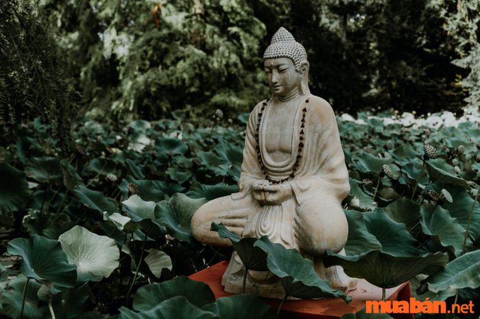 Mơ thấy tượng Phật cười