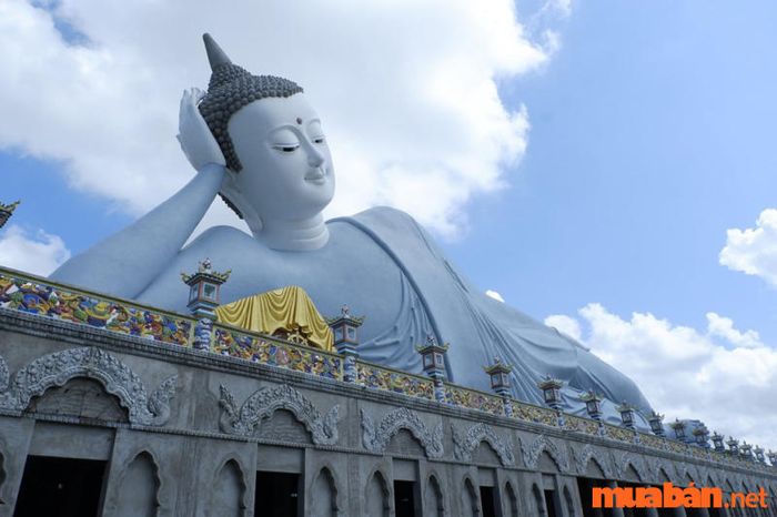 Điềm báo khi mơ thấy tượng Phật Nằm