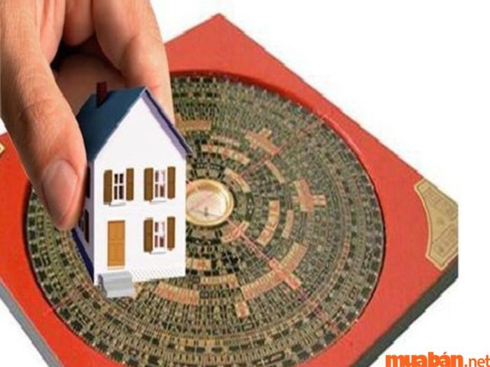 Các giải pháp chống nóng giúp không gian sống ở nhà hướng Tây luôn thoáng mát và dễ chịu trong suốt cả năm.