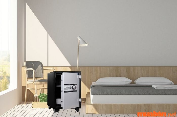 Có thể đặt két sắt trong phòng ngủ nhưng cần chú ý đến hướng và vị trí.