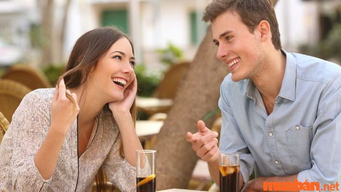 Bọ Cạp nam luôn tỏ ra hài hước và vui vẻ khi ở bên người họ yêu.