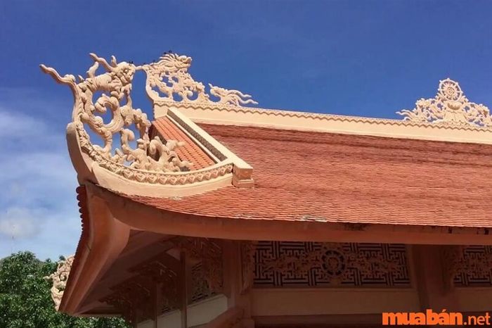 Người có mệnh Ốc Thượng Thổ không phù hợp với các mệnh thuộc nhóm Mộc và Thủy.