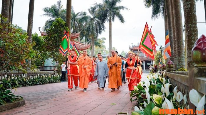 Thỉnh đất ngũ linh từ các ngôi chùa linh thiêng là một phương pháp phổ biến trong các nghi lễ tâm linh.