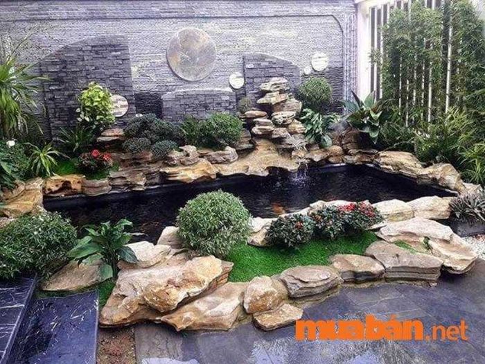 Nước được xem là yếu tố mang lại may mắn trong phong thủy hồ cá trước nhà