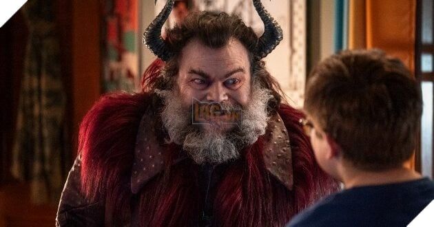 Những Hình Ảnh Đầu Tiên Về Jack Black Trong Phim Dear Santa 3