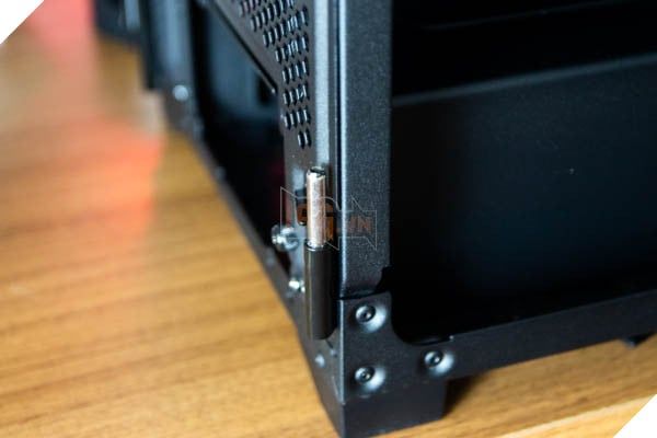 Đánh giá thùng máy CORSAIR 9000D RGB AIRFLOW Super-Tower: Ấn tượng về khả năng mở rộng và làm mát (phiên bản 17)