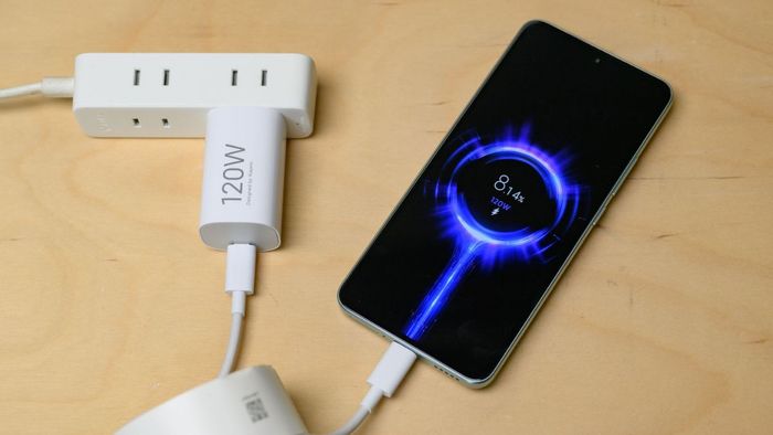 Công nghệ sạc nhanh 120W của Xiaomi hoạt động như thế nào?