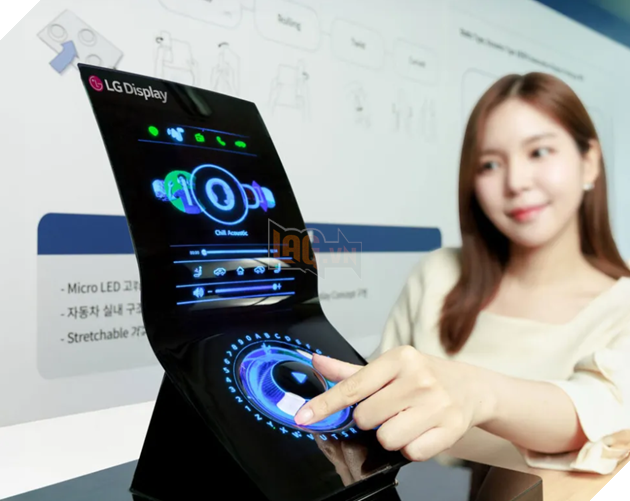 LG Display giới thiệu nguyên mẫu màn hình có khả năng giãn nở lên đến 50%, đánh dấu bước đột phá trong công nghệ màn hình.
