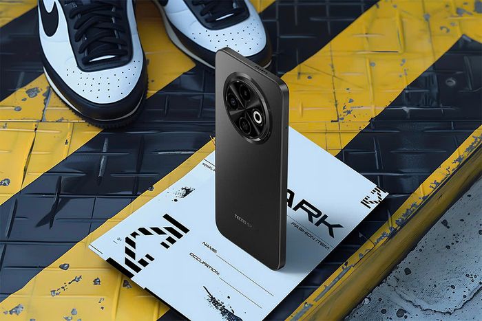 Mặc dù là một sản phẩm giá rẻ, Spark 30C vẫn được trang bị khả năng chống nước chuẩn IP54