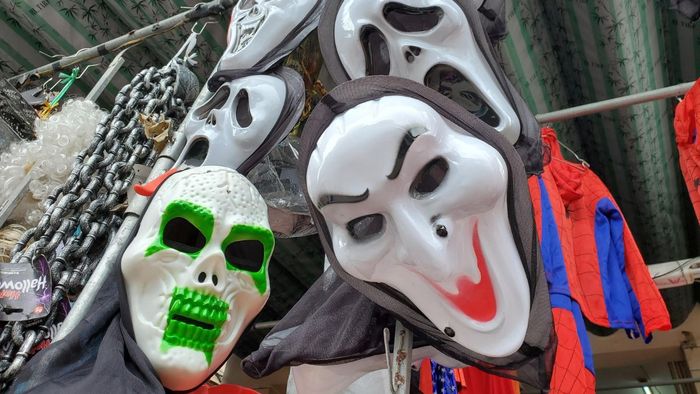 Ý nghĩa sâu sắc của mặt nạ Halloween