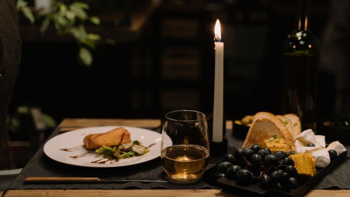 19/11 nên tặng gì cho bạn trai? Gợi ý những món quà đầy ý nghĩa và độc đáo