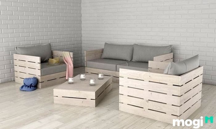 Bàn ghế sofa tái chế từ gỗ Pallet mang đến không gian đơn giản nhưng vẫn toát lên vẻ sang trọng và hiện đại