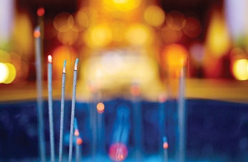 Tại sao phải thờ cúng tổ tiên và những người đã khuất?