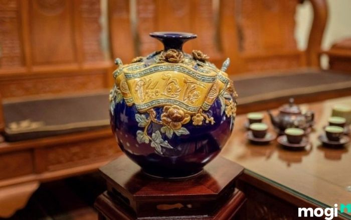 Tránh đặt bình hút lộc trong phòng khách