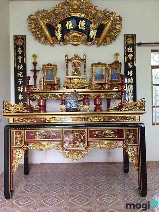 Những hình ảnh bàn thờ gia tiên thực tế đẹp và chuẩn phong thủy