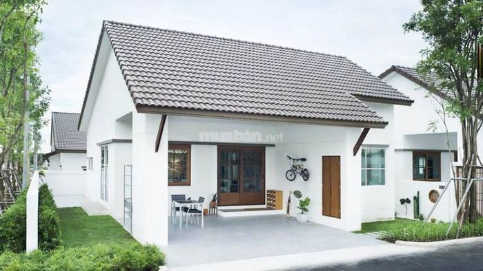 Nhà cấp 4 tân cổ điển với 4 phòng ngủ rộng rãi, thoáng mát.