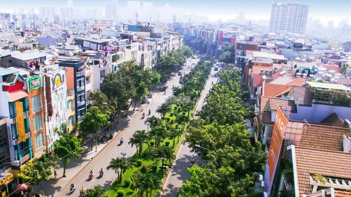Quận Phú Nhuận tiếp giáp với những quận nào?