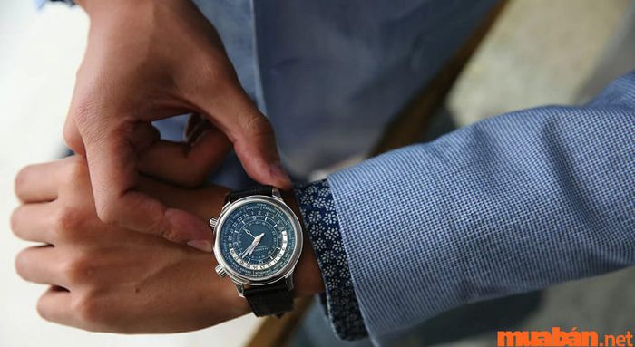tuổi ngọ hợp màu gì