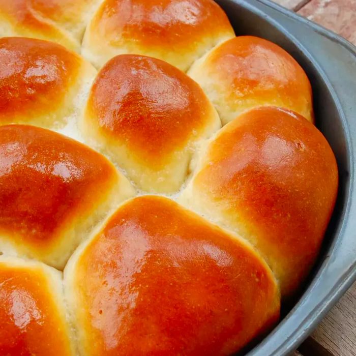 Traditional Dinner Rolls