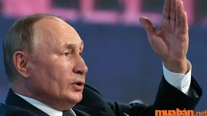 Tổng thống Nga Vladimir Vladimirovich Putin, người sở hữu bàn tay chữ X.