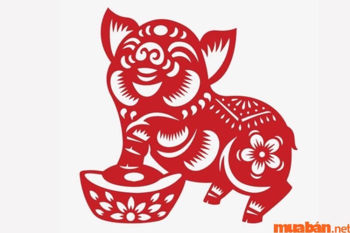 Tứ trụ của nữ mạng Quý Hợi 1983 trong năm Giáp Thìn 2024 là Thiên Hòa - Địa Hòa, điều này có ảnh hưởng đến công việc và tài chính của gia chủ.