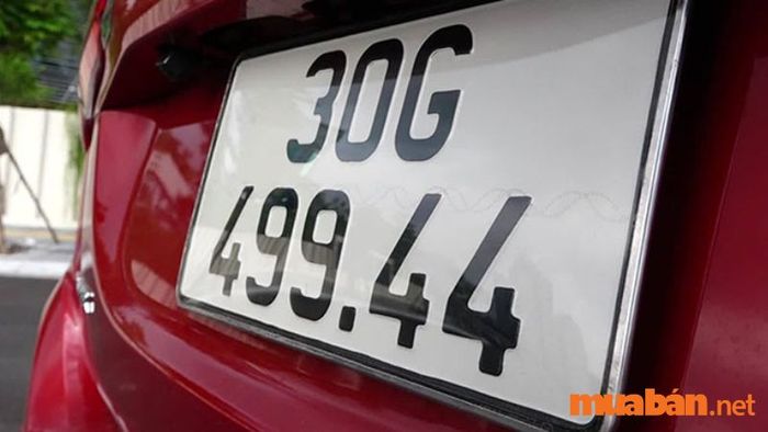 Biển số xe phù hợp với người mệnh Hỏa