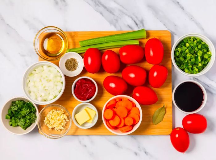 Ingredients for Homemade Tomato Sauce