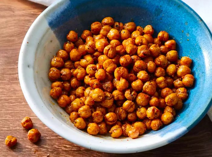 a bowl of perfectly crispy roasted chickpeas