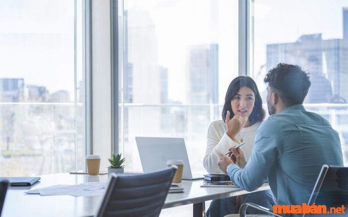 Nếu bạn đang ứng tuyển vào ngân hàng, hãy tham khảo trước các câu hỏi phỏng vấn kế toán thường gặp để chuẩn bị tốt hơn.