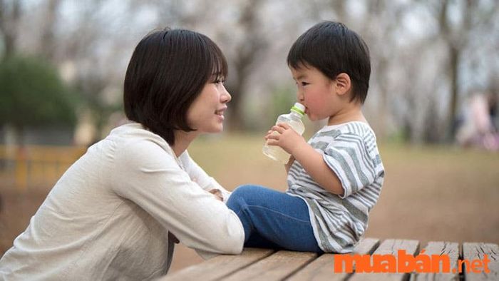 Mơ thấy nhặt được bé trai mang đến điều gì?