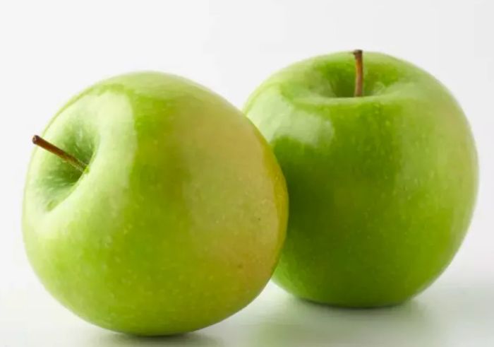 Two Granny Smith apples