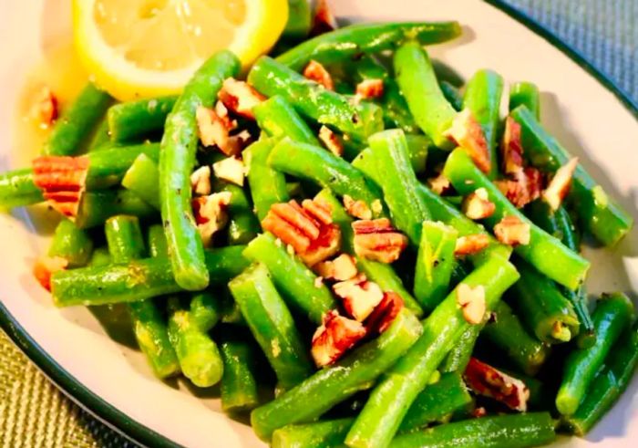 Lemon Green Beans with Walnuts