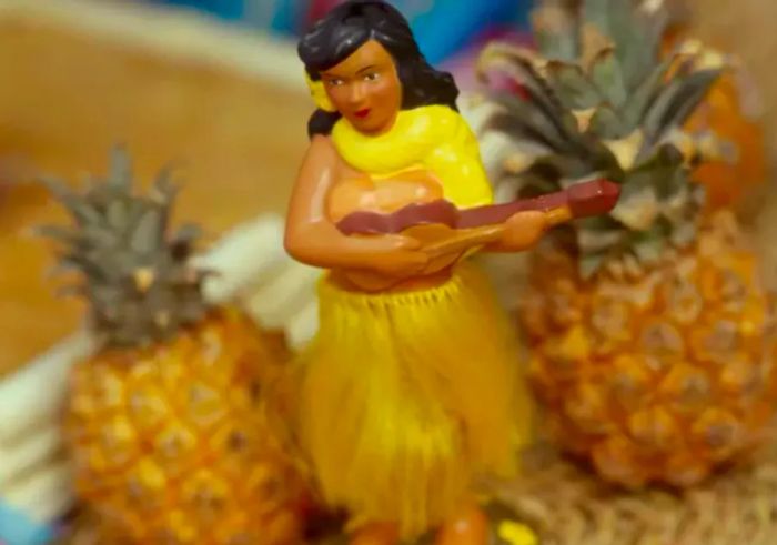 Hula Statue