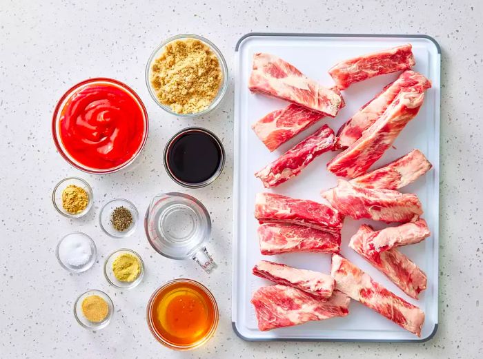 All ingredients are ready for the slow cooker spare ribs recipe.