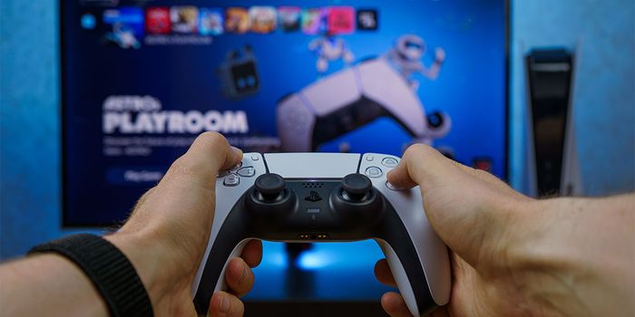 Sony lại tự gây khó khăn cho mình khi cấm tài khoản của fan trung thành nhất một cách vô lý