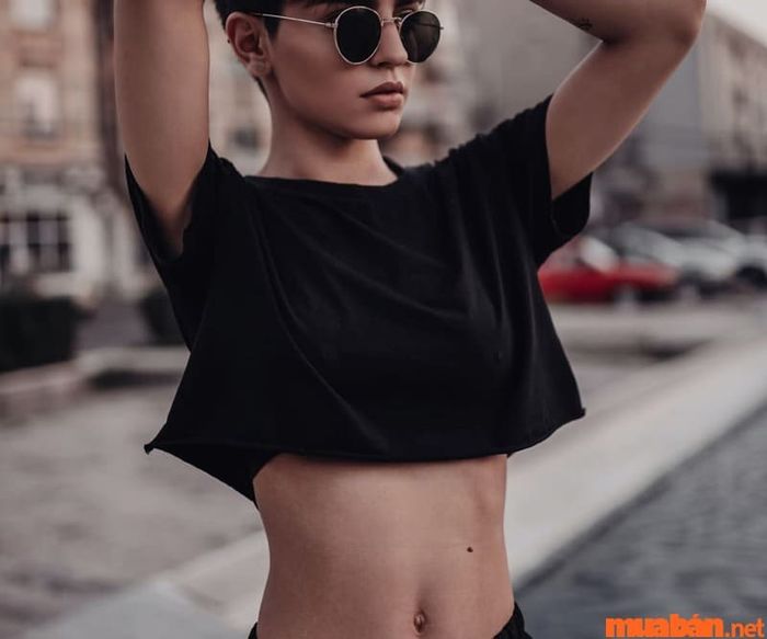 Ý nghĩa nốt ruồi ở bụng