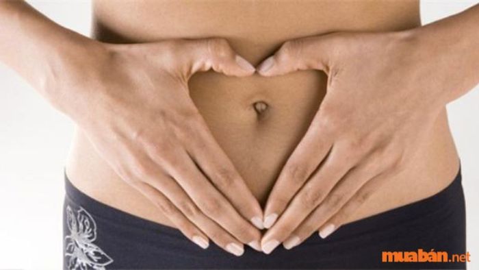 Tướng rốn vừa sâu vừa rộng