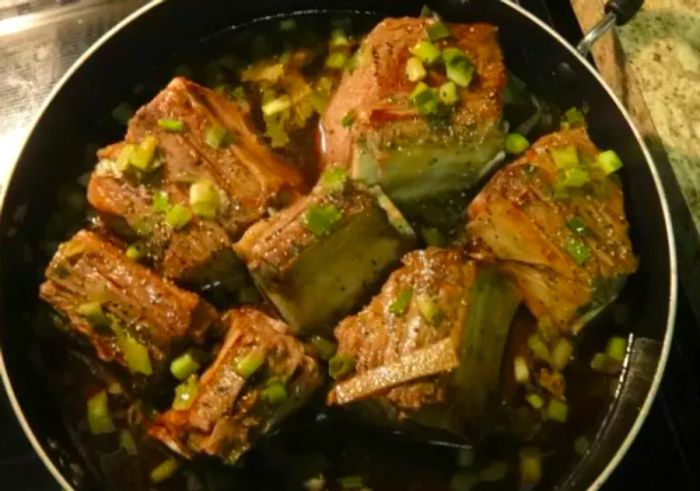 Chinese-Style Braised Spare Ribs