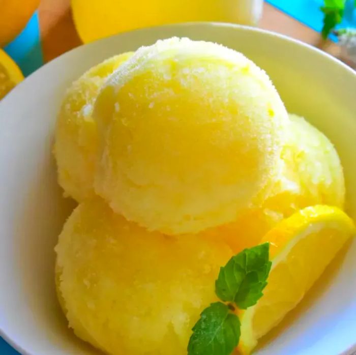 Limoncello Lemon Sorbet (Mint Optional)