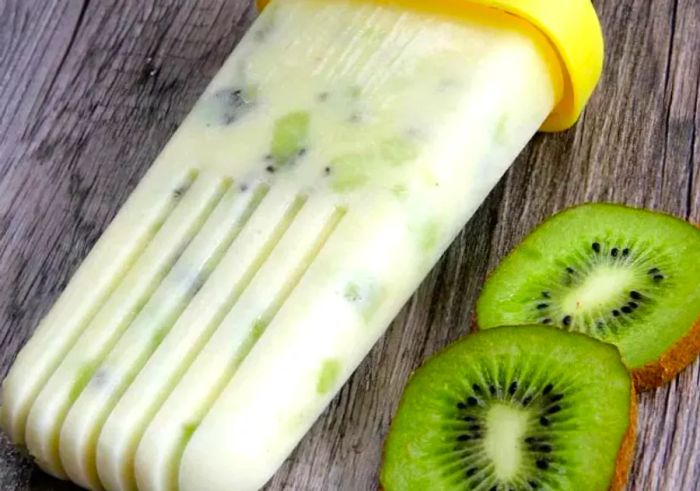 Tropical Kiwi Frozen Pops