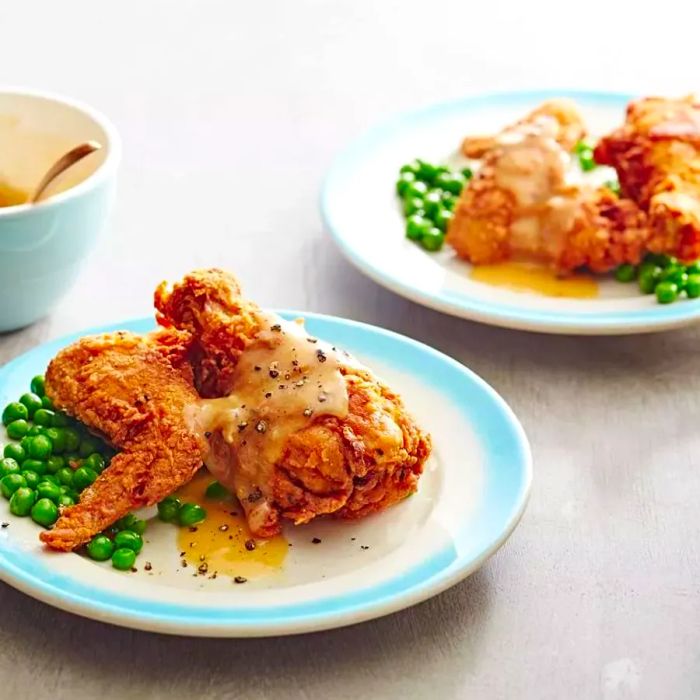 Fried Chicken with Creamy Gravy